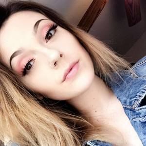 Meet your Posher, Belle